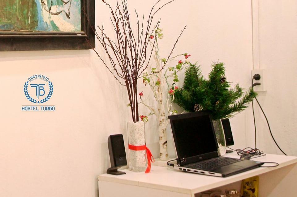 Hostel Turbo Hanoï Extérieur photo